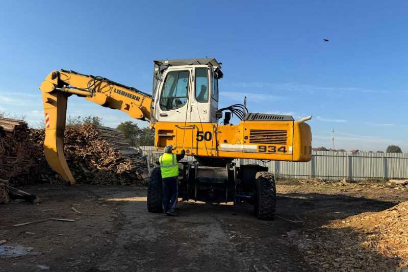 OmecoHub - Immagine LIEBHERR A934